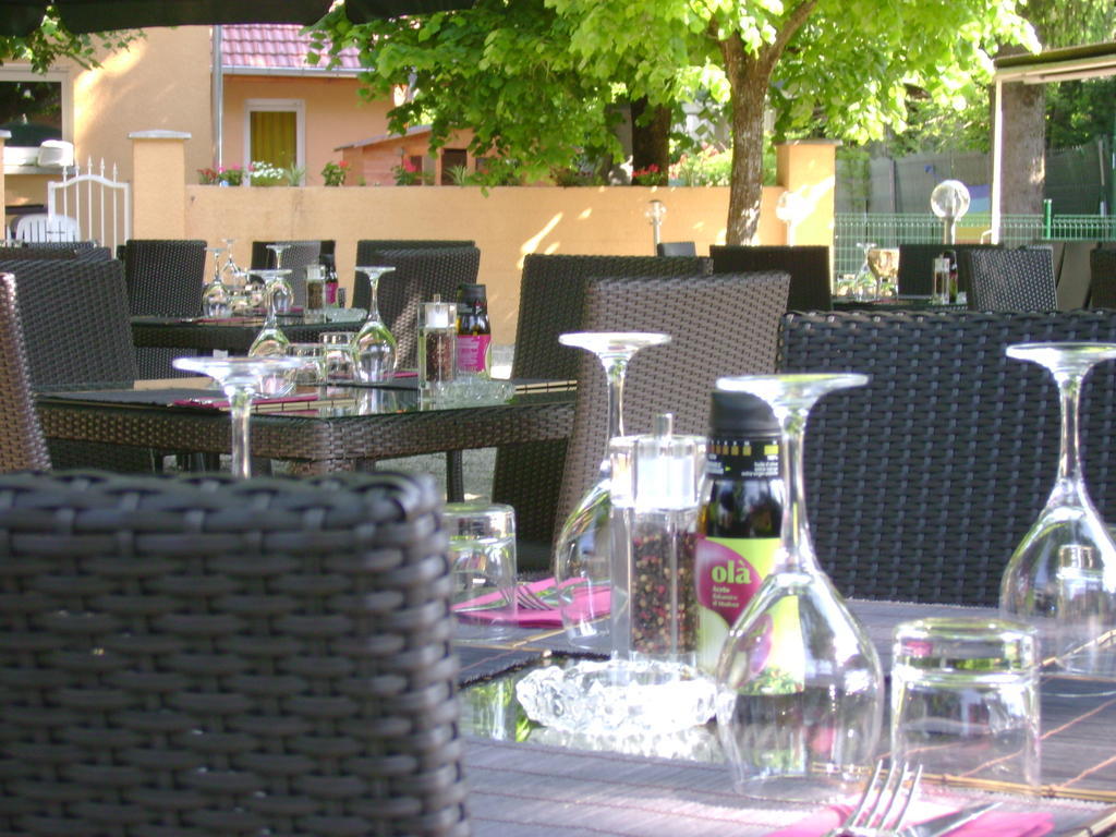 Hotel Restaurant Davat Brison-Saint-Innocent ภายนอก รูปภาพ