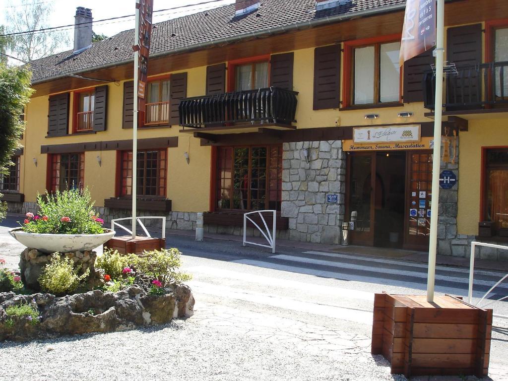 Hotel Restaurant Davat Brison-Saint-Innocent ภายนอก รูปภาพ